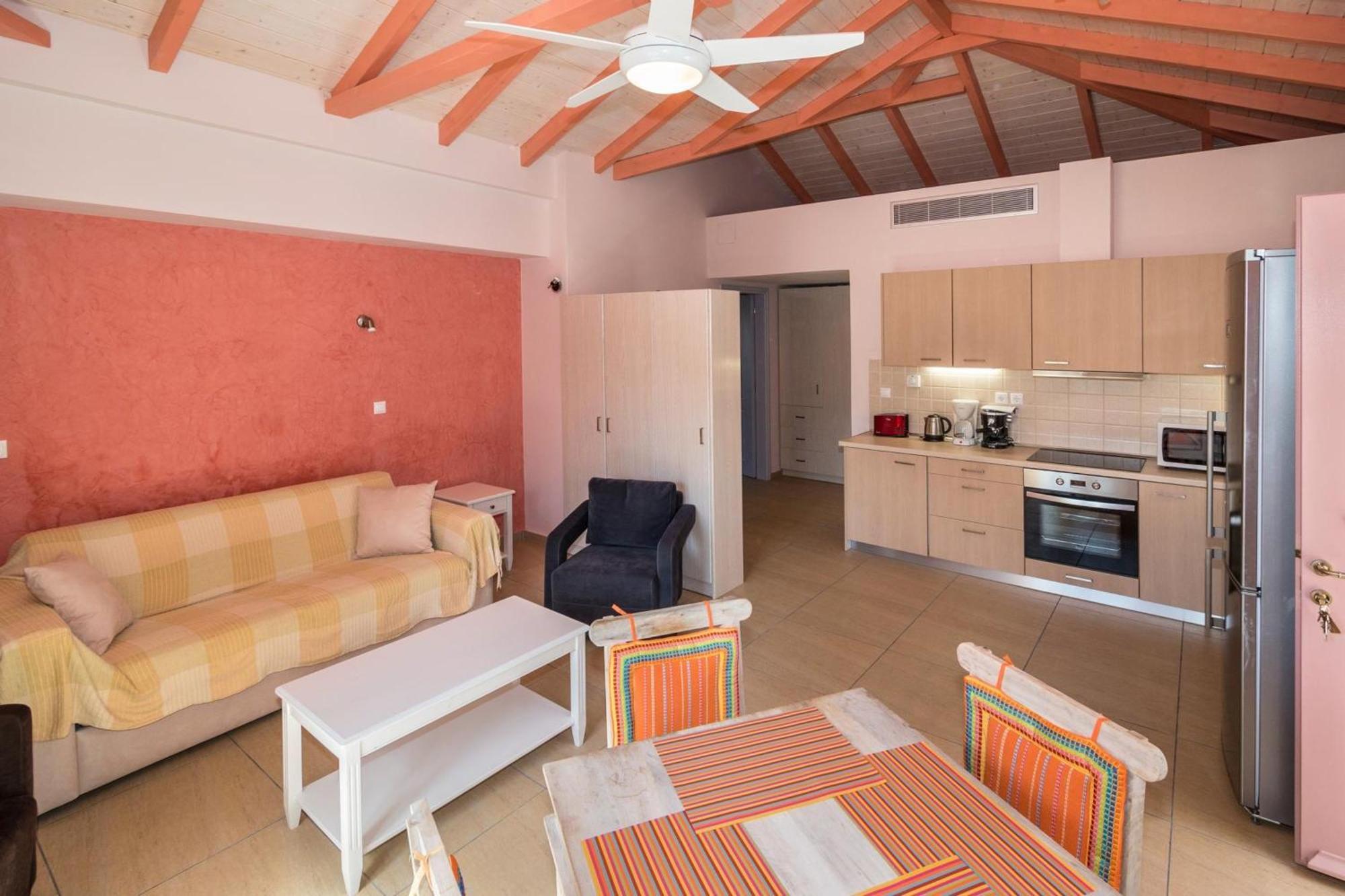 Athena'S Cottage Ступа Экстерьер фото
